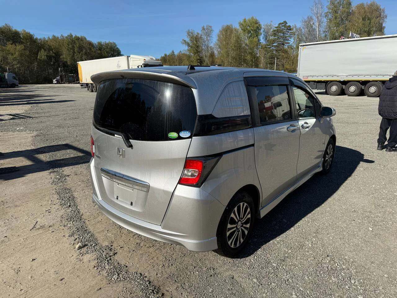 Honda Freed spike