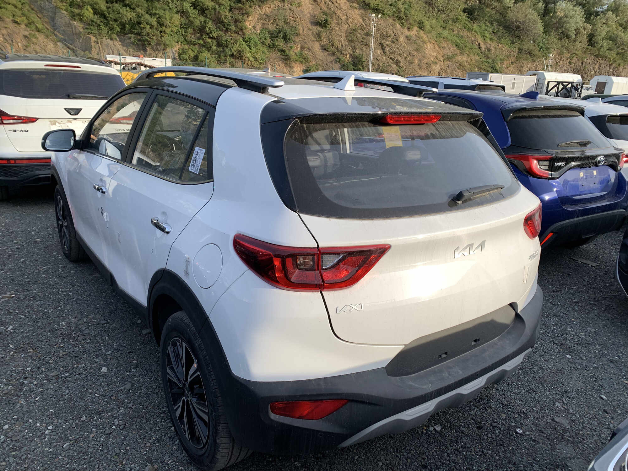 Kia Kx1