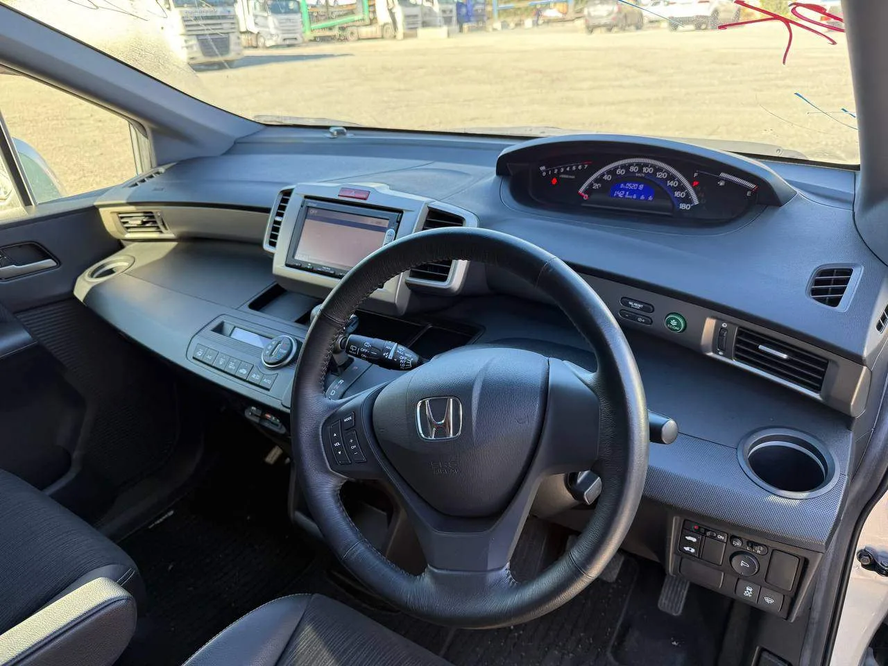 Honda Freed spike