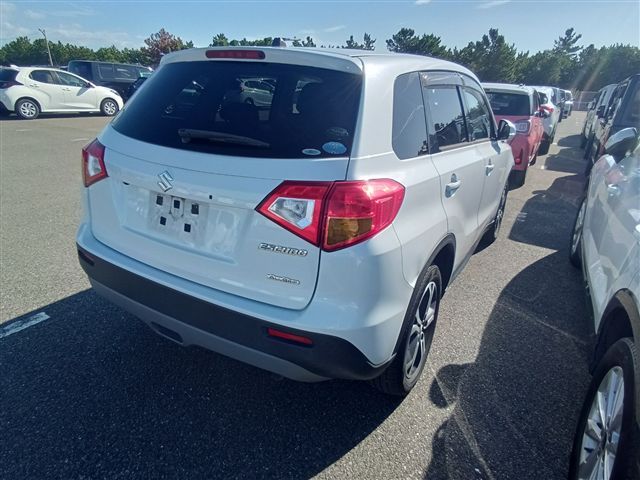 Suzuki Escudo