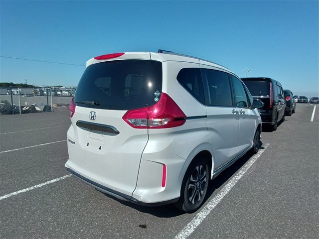 Honda Freed+
