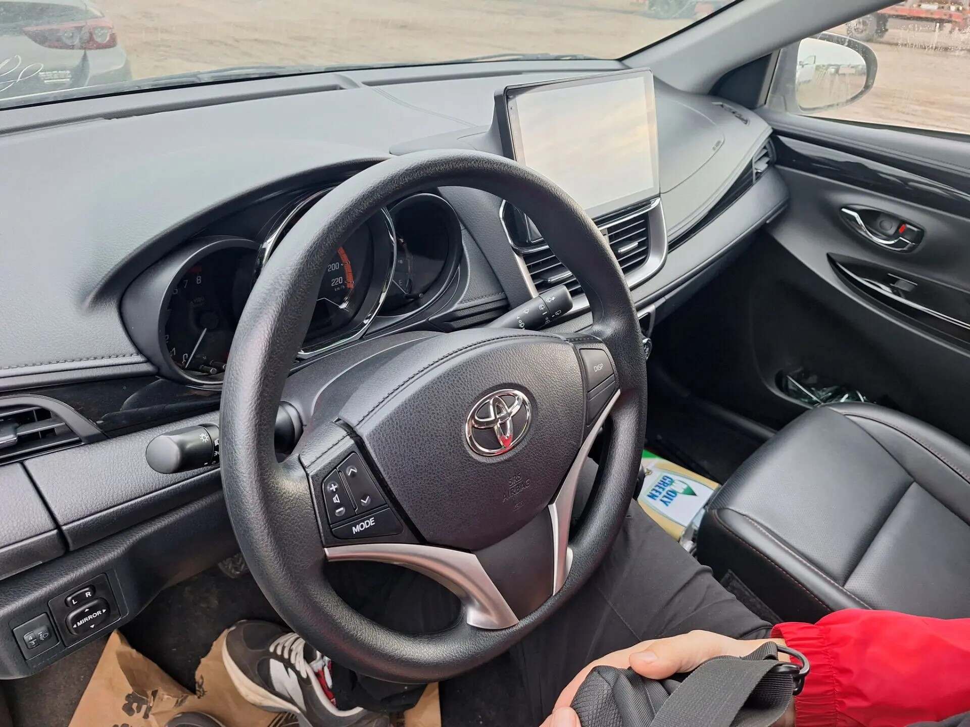 Отзыв о покупке Toyota Yaris L из Китая - Алёна, Омская область, 29 сентября 2026